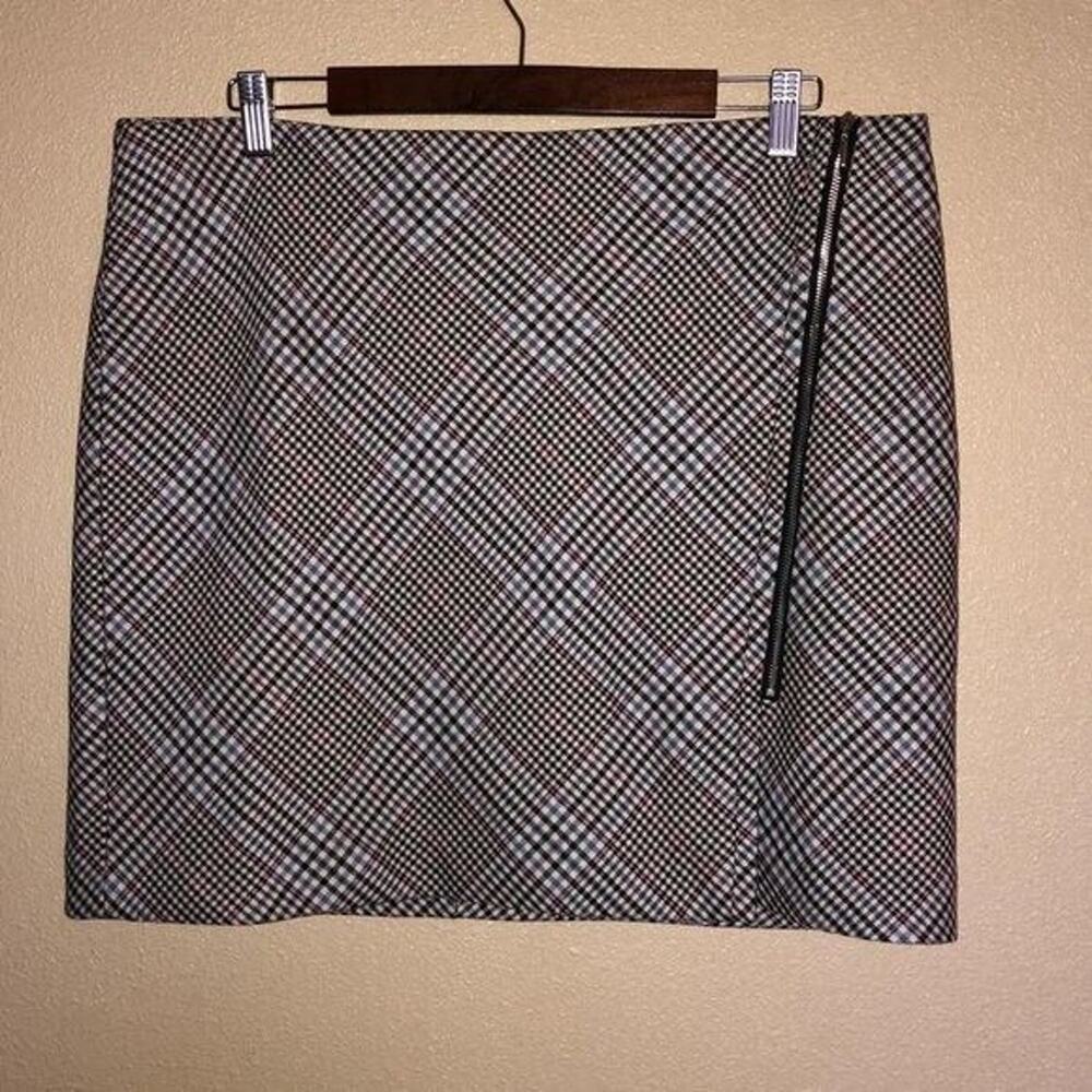 White House Black Market Preppy Academia ProfessionalPlaid Faux Zipper Skirt 14